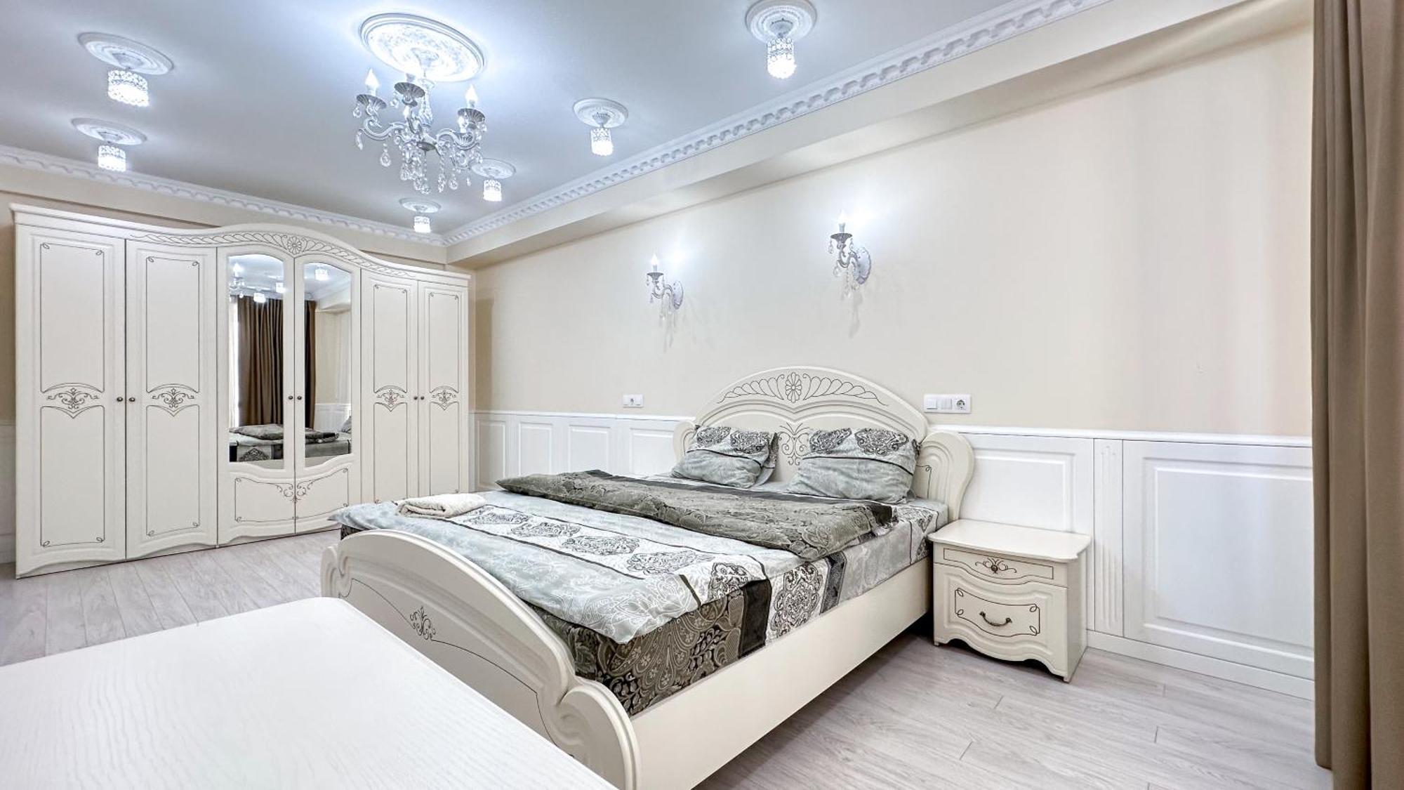 Business Class Apartments In The City Center Κισινάου Εξωτερικό φωτογραφία