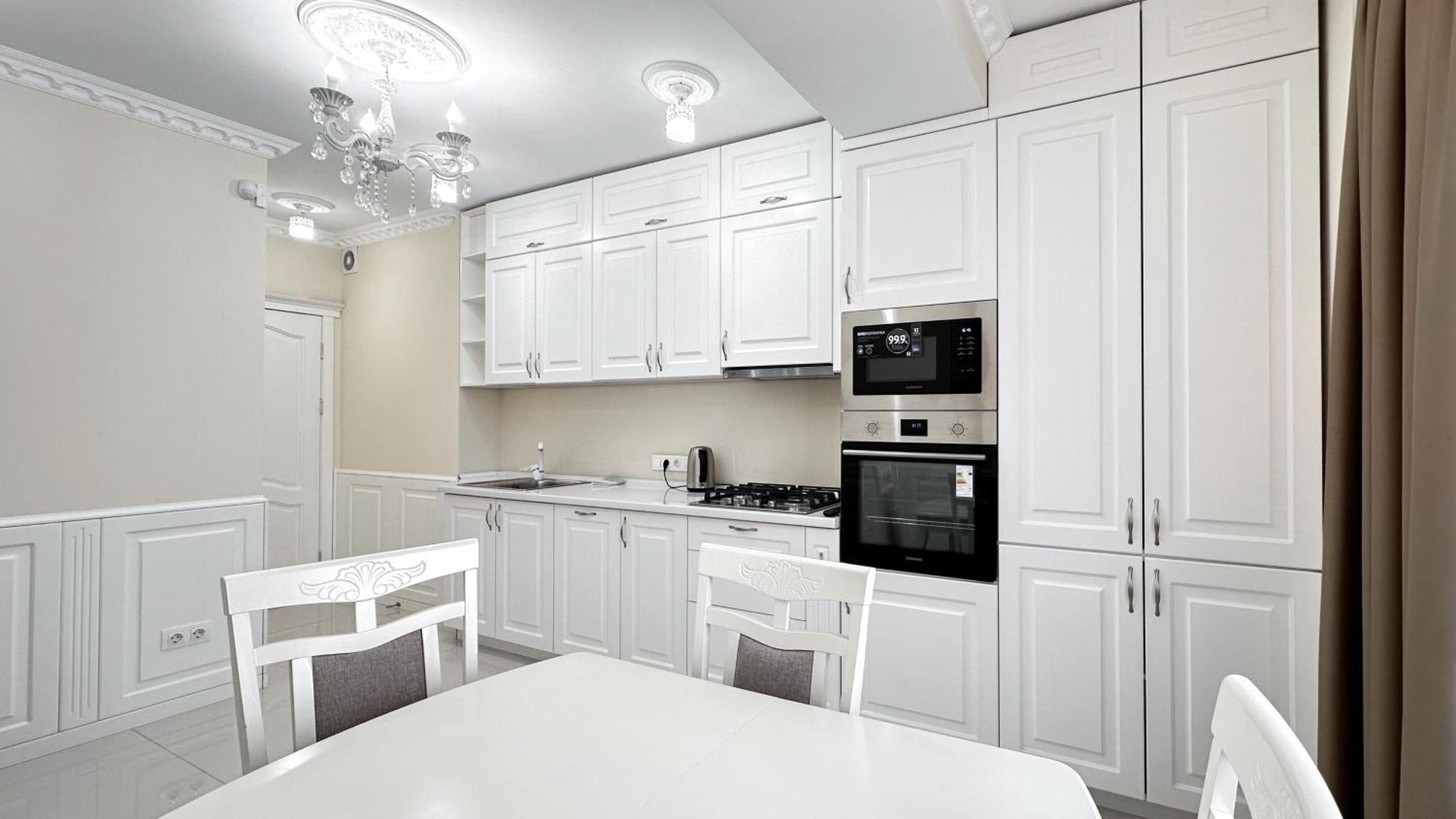 Business Class Apartments In The City Center Κισινάου Εξωτερικό φωτογραφία